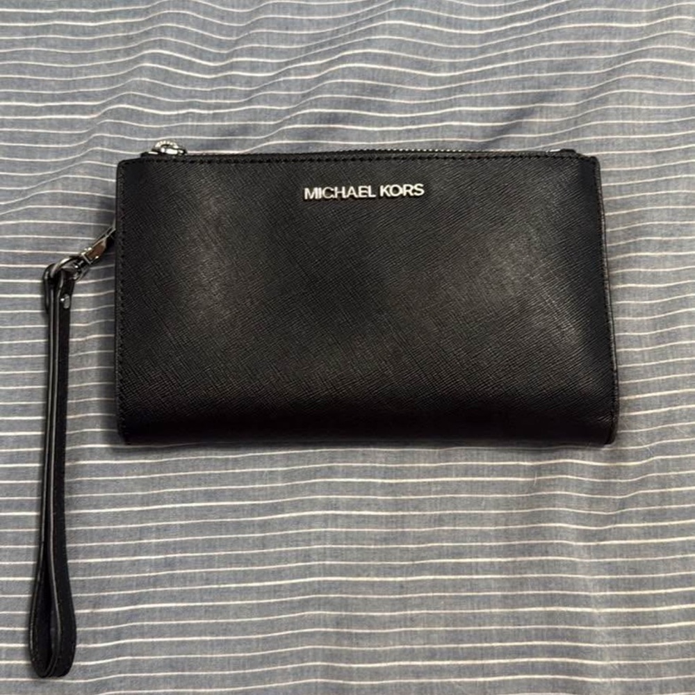 Michael Kors Women’s Black Wristlet